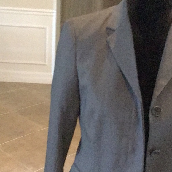 Theory Badelia blazer three button front (hidden when closed), gray, size 6 - Picture 4 of 11